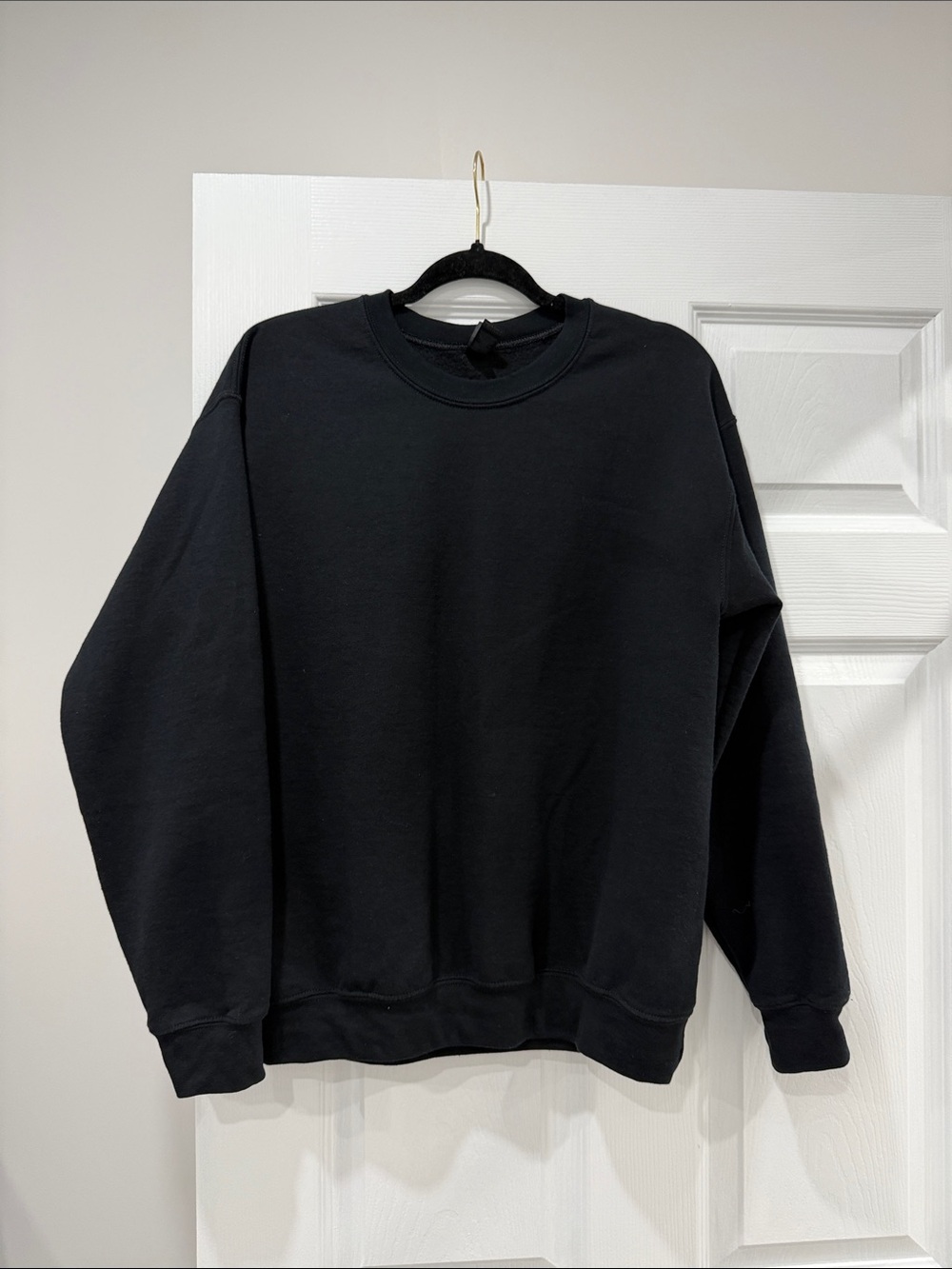 Men's Black Crewneck Sweatshirt